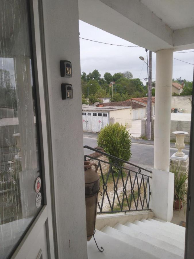 Chambre Cesar B&B- Au 1Er - Villa Chaumonty Perigueux Ngoại thất bức ảnh